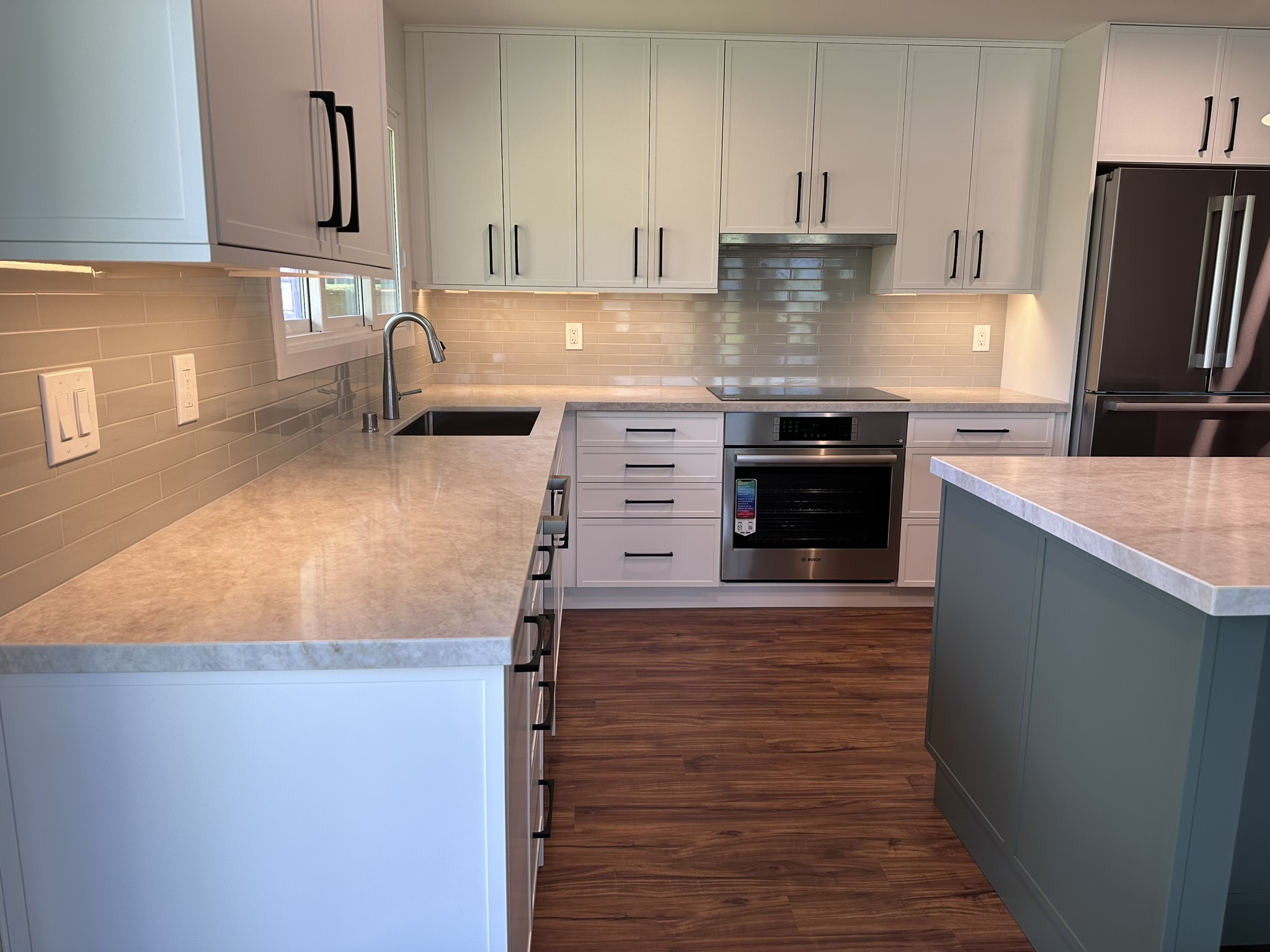 Direct to Project: Luxury Waikiki Bathroom