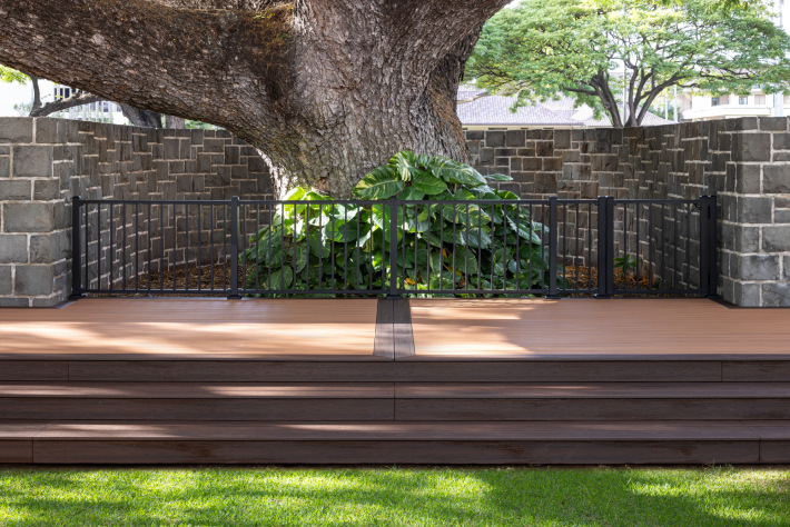 Central Union Church Wedding Platform